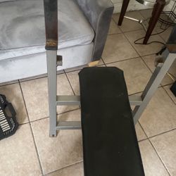 Weight Bench 