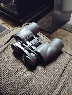 Nikon Aculon Binoculars 10 * 42