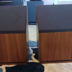Bose Bookshelf Speaker Pair