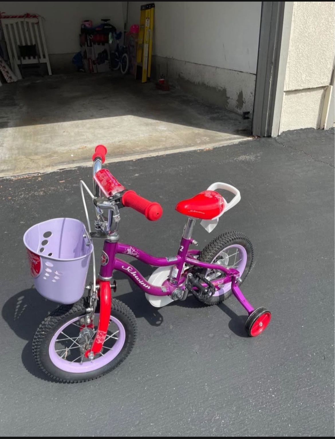 Kids Schwinn Bike