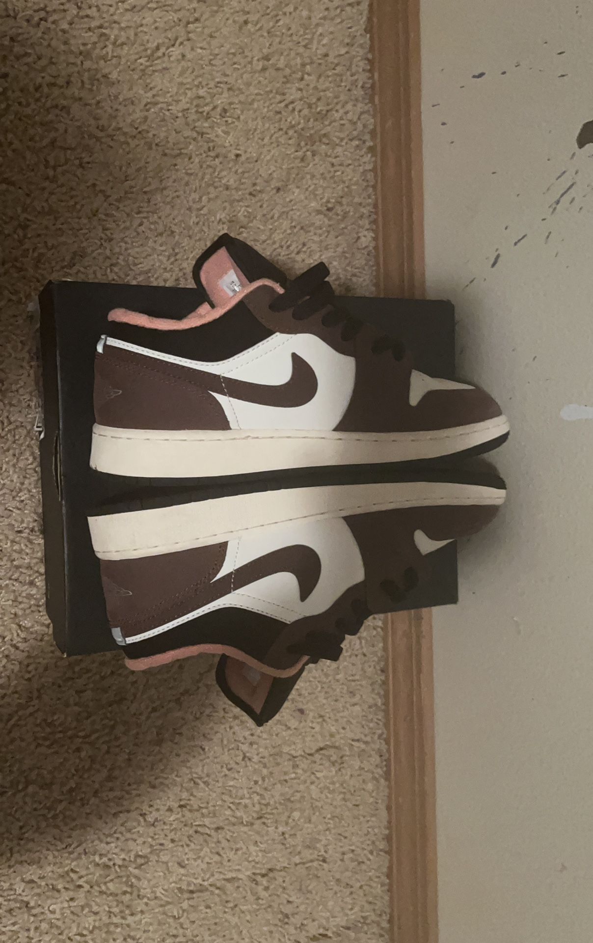 jordan 1 mocha low