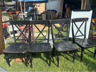 Wooden dining chairs (4)