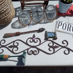 PATIO AND GARDEN DECOR 