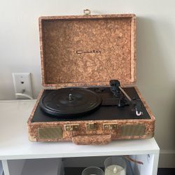 Urban outfitters Crosley blue tooth Record Player 
