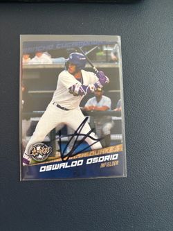 Oswaldo Osorio and Cody Morse autographed cards