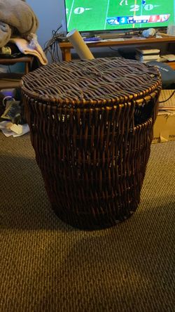 Dark Brown Wicker Basket with Lid