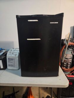 Black & Decker Mini Fridge