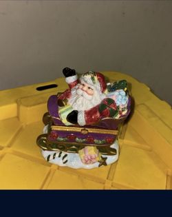 Christmas Decor Antique Ceramic Trinket Box 