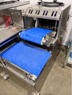 machine Brand new slicer and dicer machine 全新切肉/切丁機