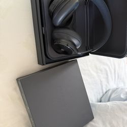 Bang & Olufsen Beoplay H95 Headphones