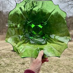 Vintage MCM Viking Glass Epic Emerald Green Console Bowl/Dish 13”x 3”. NEW