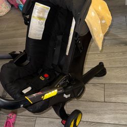 Doona Stroller 