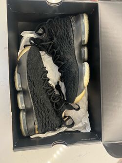 LeBron xv size 7