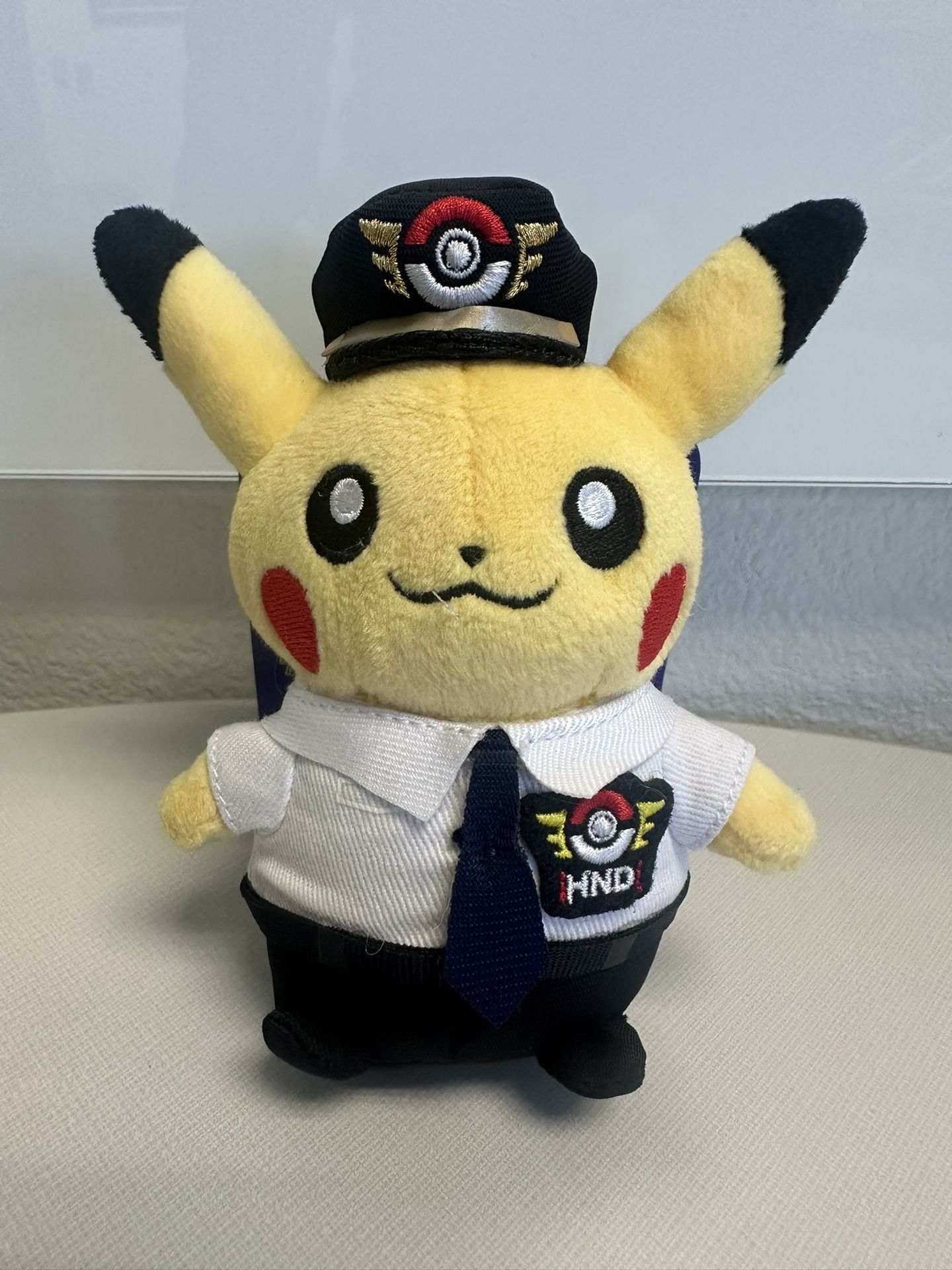 Pokémon Haneda Airport Pikachu Plush Keychain - Tokyo Airport Exclusive