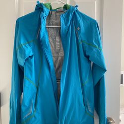 BMW Athletic Women’s Wind Breaker/Rain Jacket 