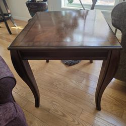 Two Matching Side Tables 25x25x24 EXCELLENT Condition!