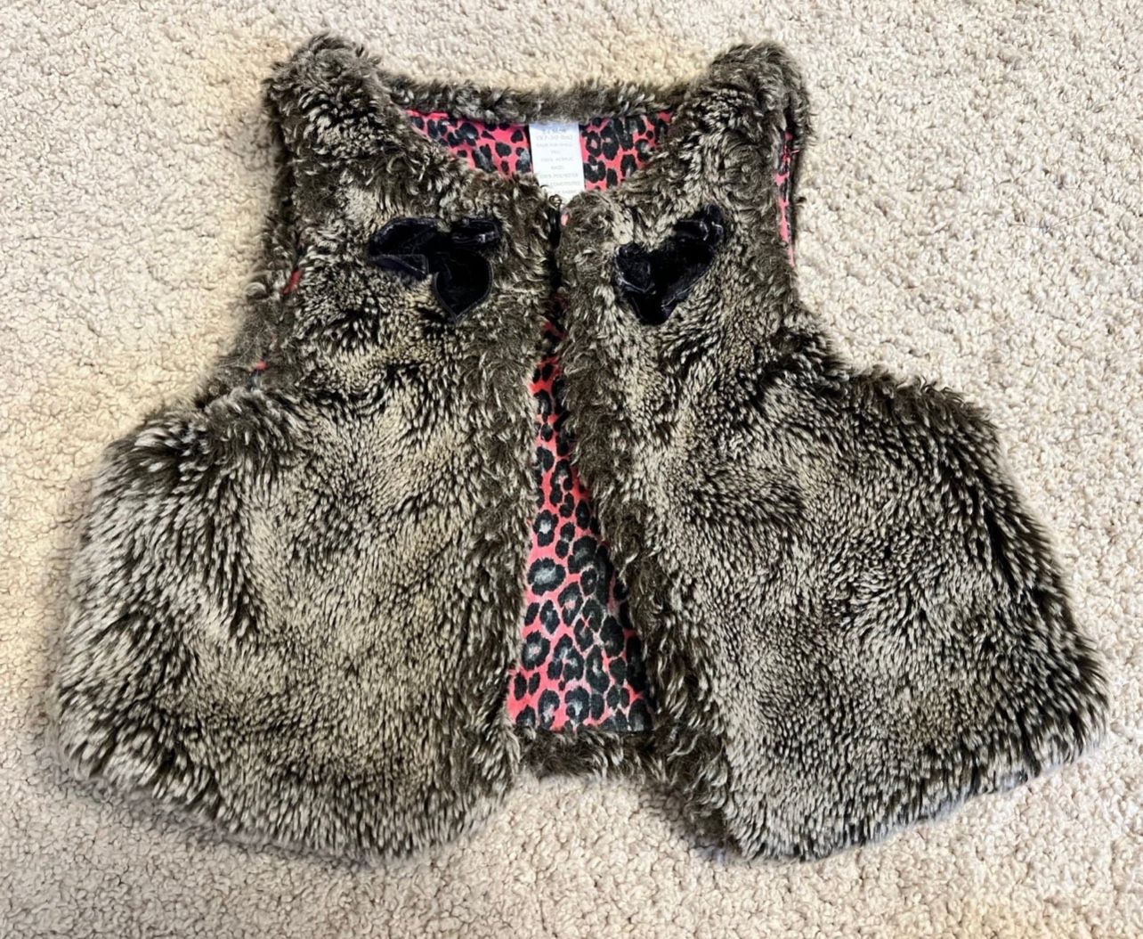 Faux fur toddler girl vest, size 24 months