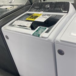 New Scratch And Dent Whirlpool Washer. 1 Year Warranty 
