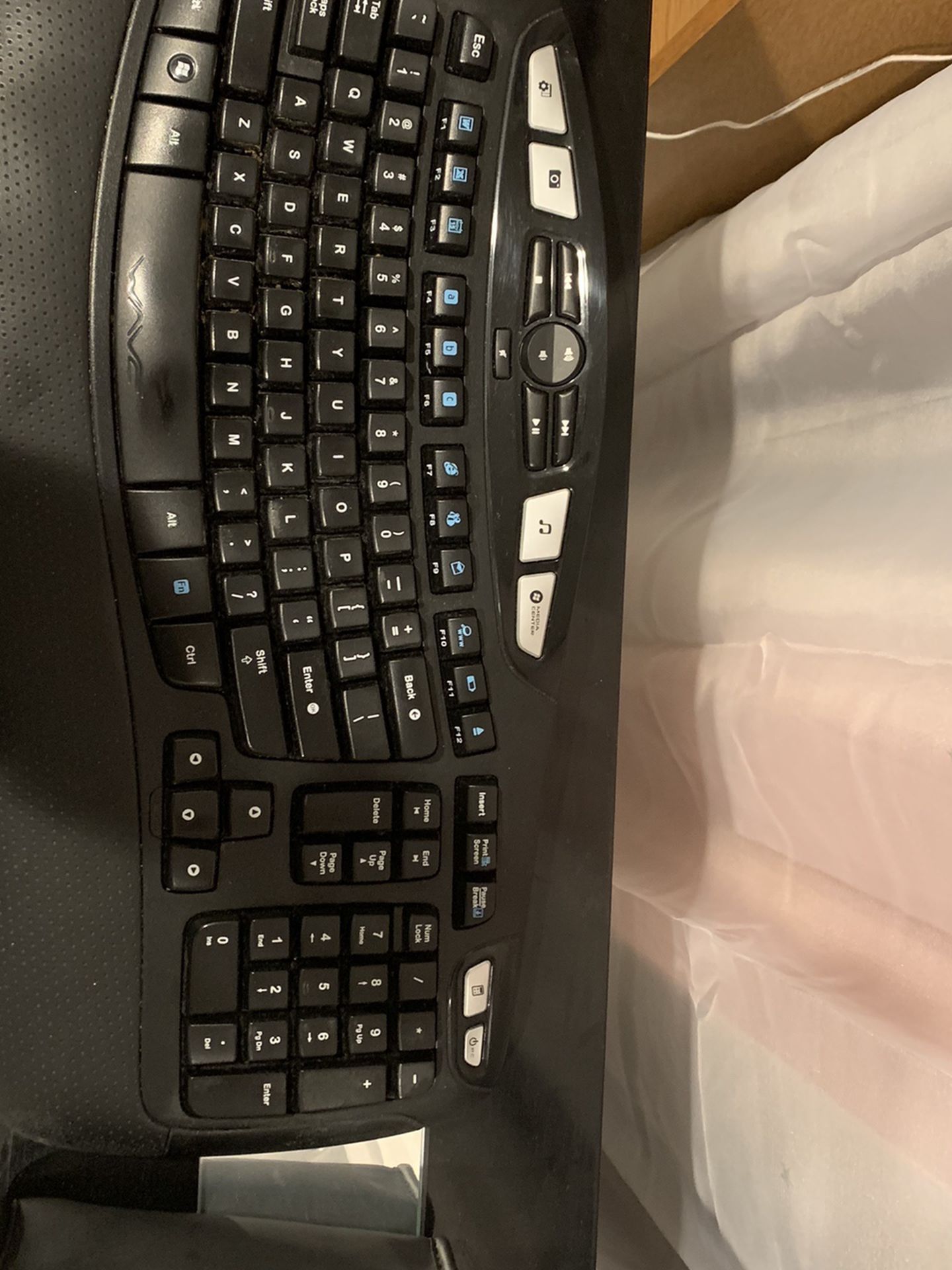 Free Logitech k350 Curved Full Size Wireless Keyboard With Palm Rest