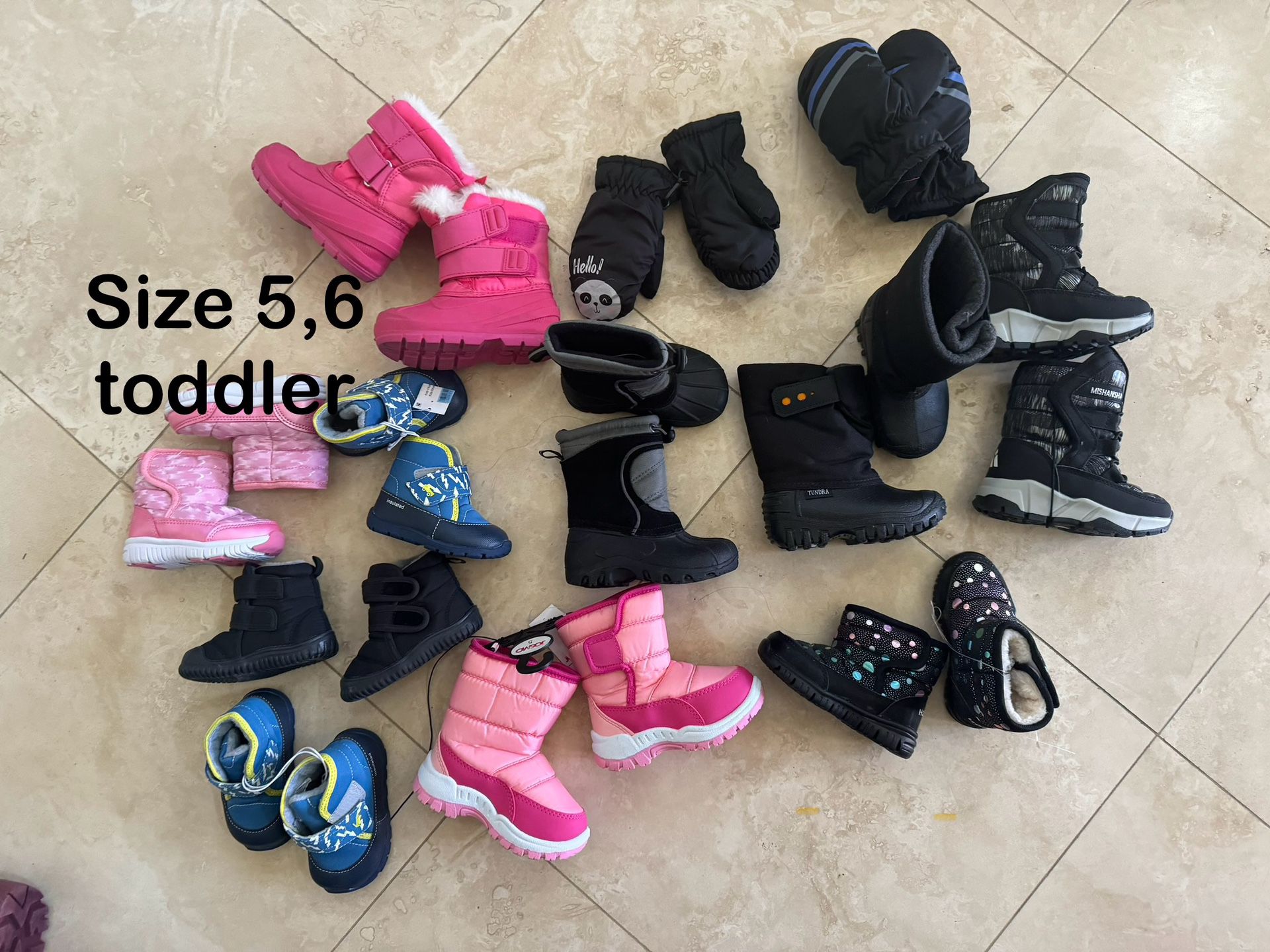 Snow Boots For Babies Size 5 Or 6