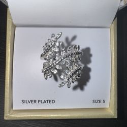 Silver Leaf Ring