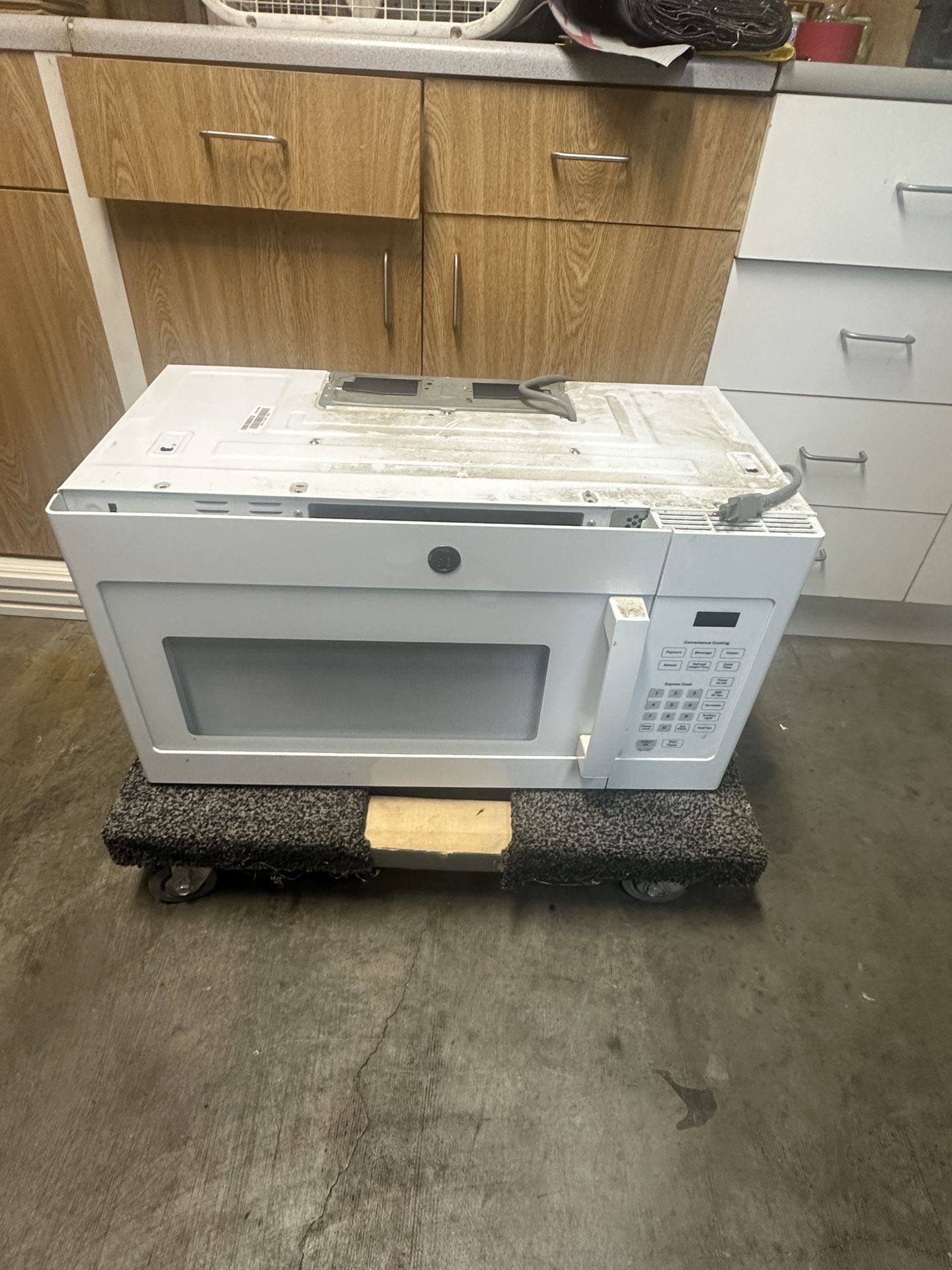 GE Over-the-Range Microwave Oven