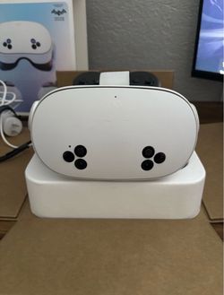 Meta Quest 3s VR Headset