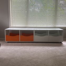 2 Cube Storage Units