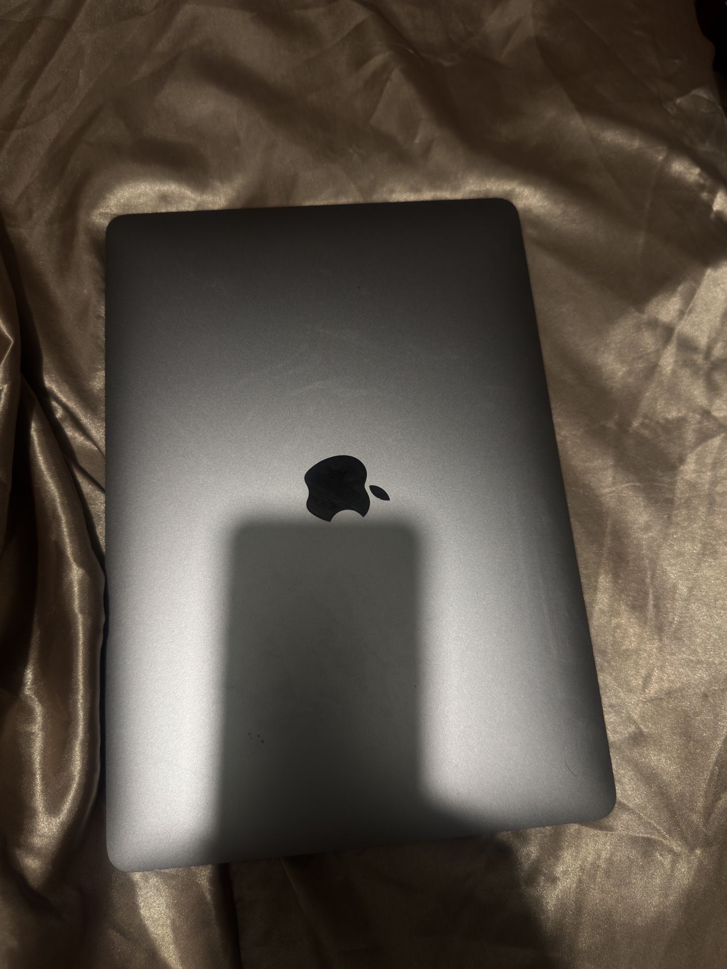 Mac Pro Book (2020 13 Inch 32G)