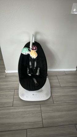 4Mom Swing