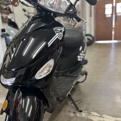 2025 Ice Bear Rocket