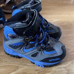 Waterproof Outdoor Boots For toddler Size 9