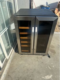 ( LANBO)Refrigerator for drinks