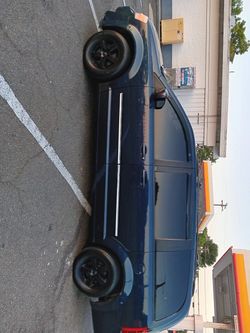 Blue  dodge caravan 2009