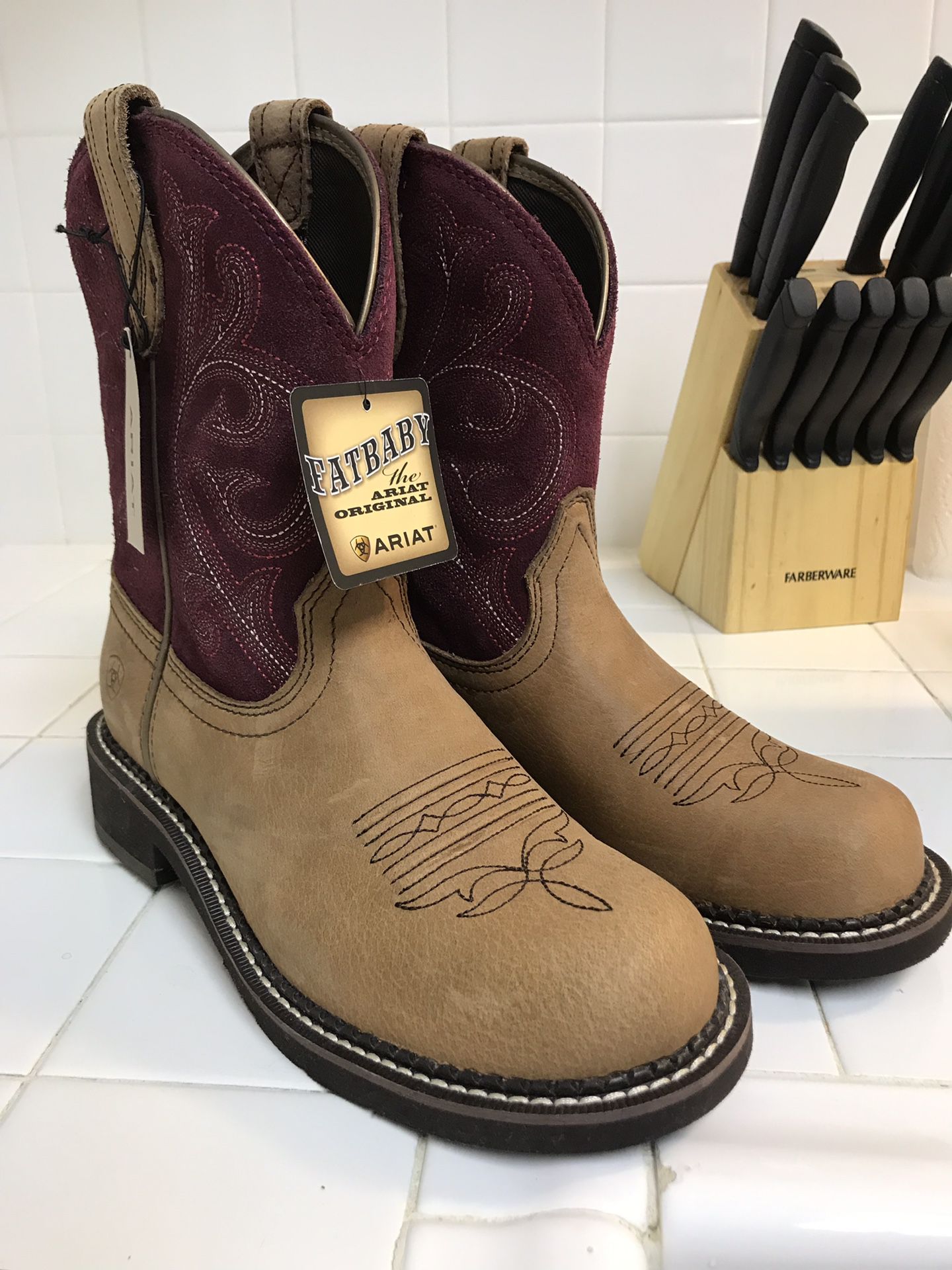 Brand New Women’s Ariat Boots Size 8 1/2
