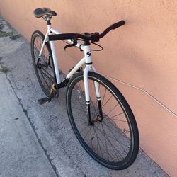 Fixie Bike 53cm Frame 700x25c Tires Good Condition Ready To Ride 