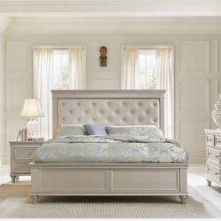 Celandine Silver Upholstered Panel Bedroom Set