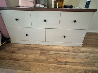 White 5-Drawer Dresser with Wood Top