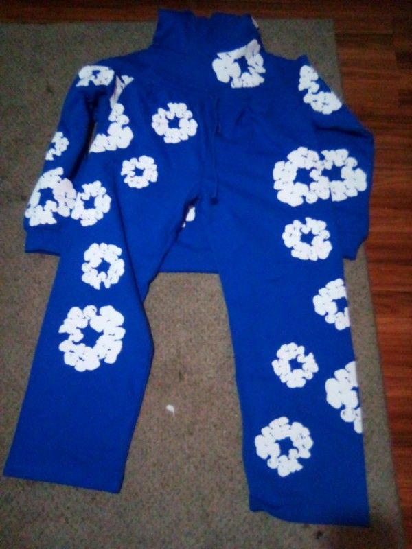 NEW HOODIES AND SWEATS! All Size S-M