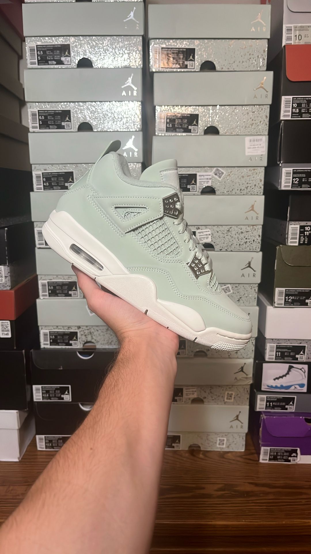 Jordan 4 seafoam women’s