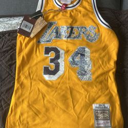 mitchell &ness size xl lakers shaq 