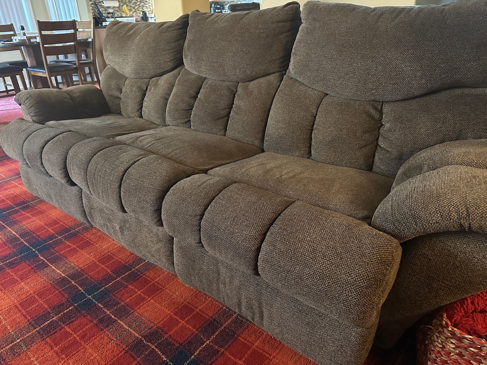 Reclining Couch 