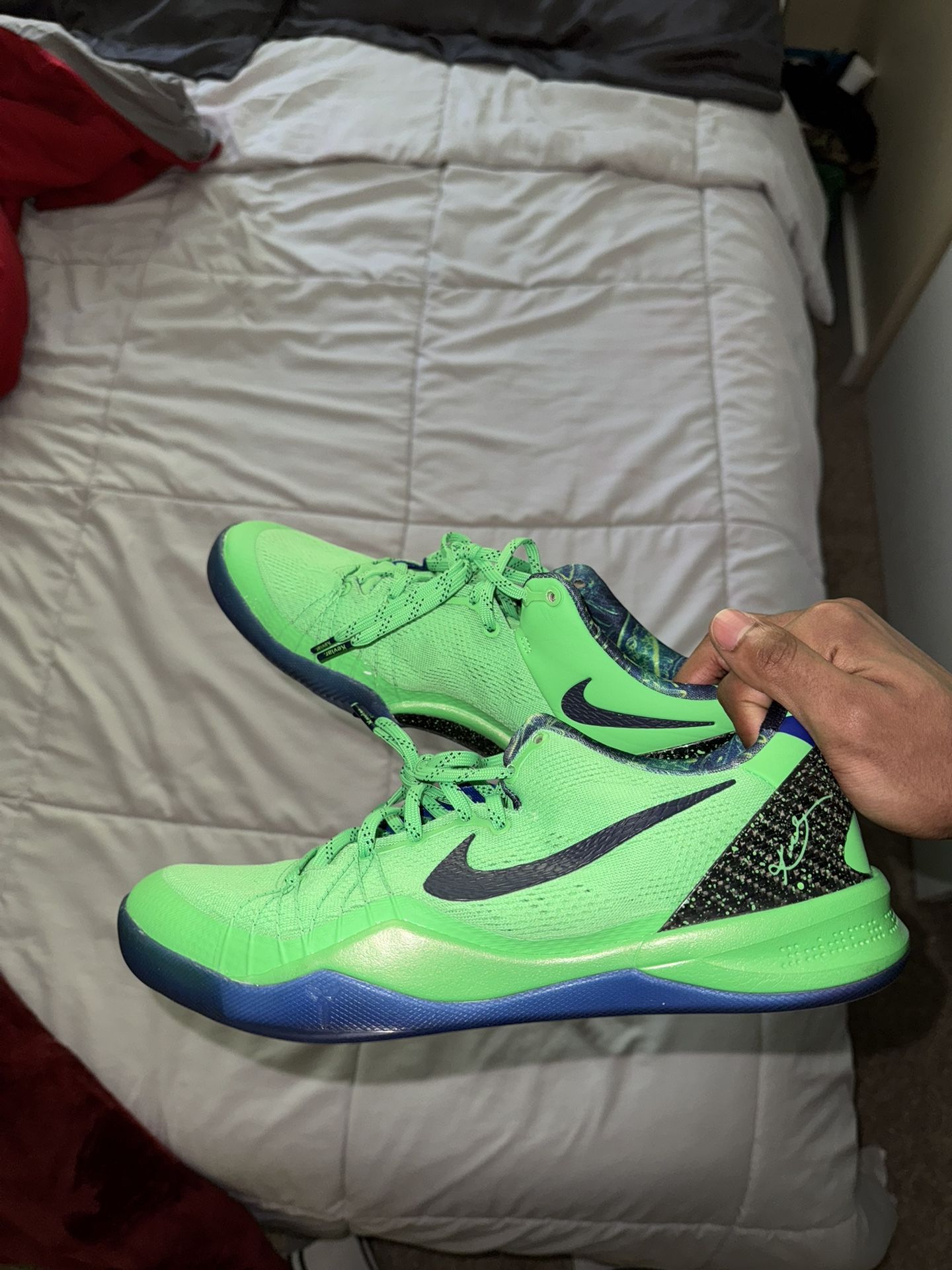 Kobe 8 Superhero