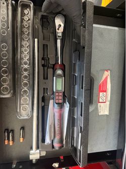 Matco digital torque wrench