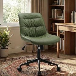 Ergonomic Faux Leather Office Chair w/silent Wheels - NEW