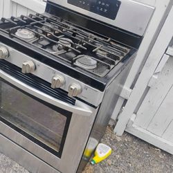 Gas Stove Trabaja Bien Esta Usada Pero No Mucho 