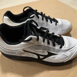 Mizuno Women's Volleyball Shoes (9.5)