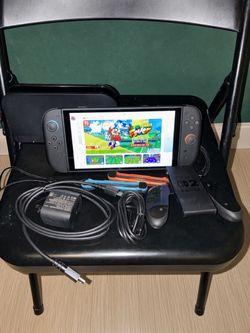 Nintendo Switch 2 + 256GB card, complete set