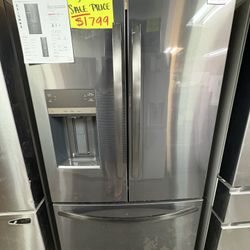 Frigidaire Black Stainless Refrigerator 