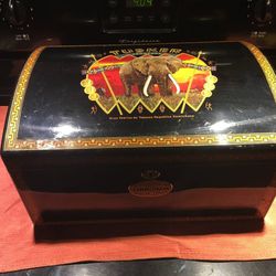 Unique Tusker Humidifier Wood Cigar Box Solid spanish cedar wood w/elephant logo on top Can holds up to 125 cigars depending on size 16inW x 10.5inD x
